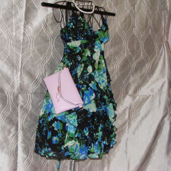 Forever 21 Lovely Flora Flare Dress Size S EUC - Picture 4 of 8